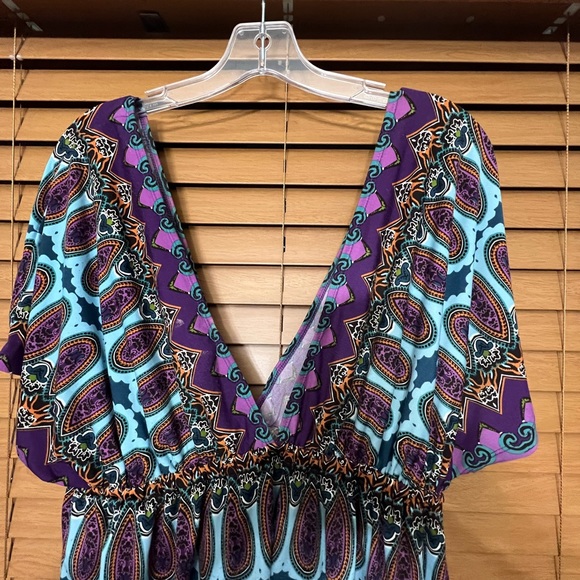 Boho Style Deep V Front Women's Top Size XL - Picture 3 of 7